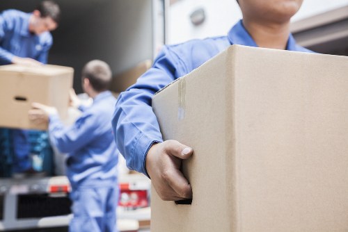 Professional packing and unpacking services in Barnes for a home move