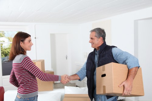 Professional moving support for furniture transport in Barnes