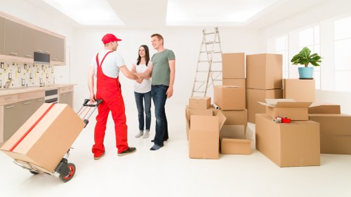 Different truck hire options for moving in Barnes